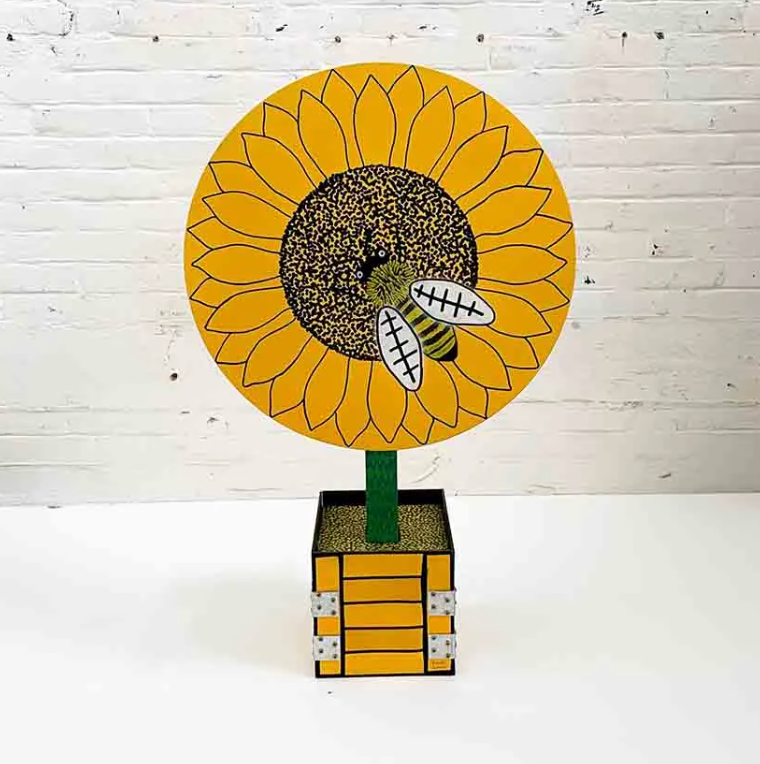 Frank Willems: Side Table – Sunflower – Bee